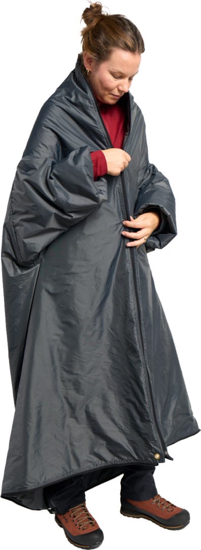 Helsport Blizzard Fjellduk Insulated Dark Shadow / Ruby Red Helsport