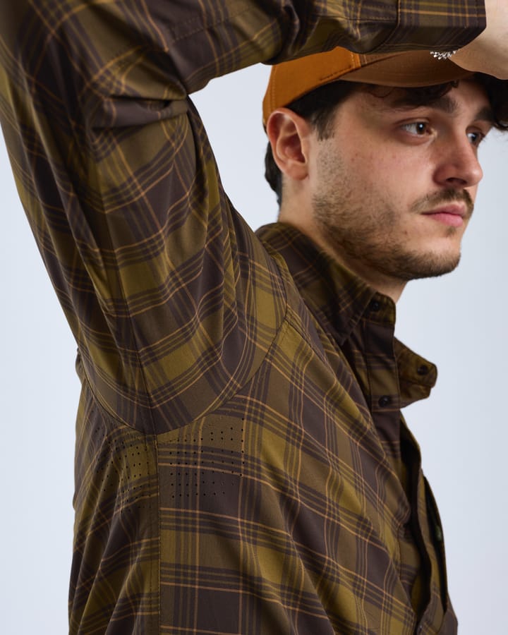 Pinewood Men's Abisko Trekking L/S InsectSafe Shirt Dark Olive/Dark Sandstone Pinewood