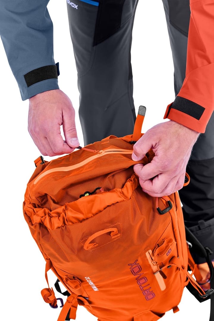 Ortovox Peak Light 32 Black Raven 32 L Ortovox Ortovox Peak Light 32 Black Raven 32 L Ortovox
