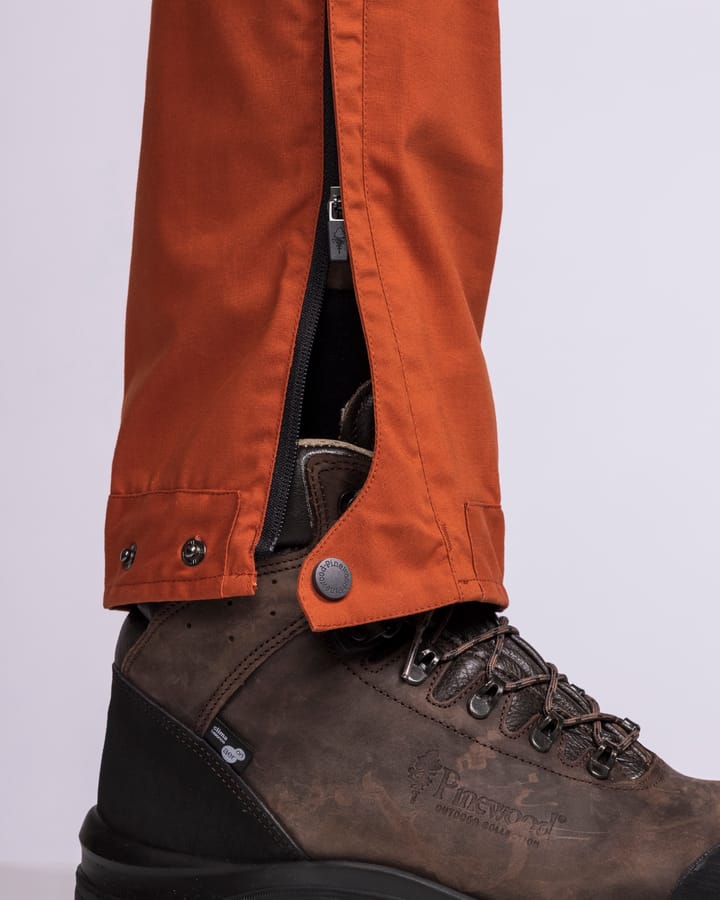 Pinewood Men's Finnveden Hybrid Pants Dark Anthracite/Terraco Pinewood Pinewood Men's Finnveden Hybrid Pants Dark Anthracite/Terraco Pinewood