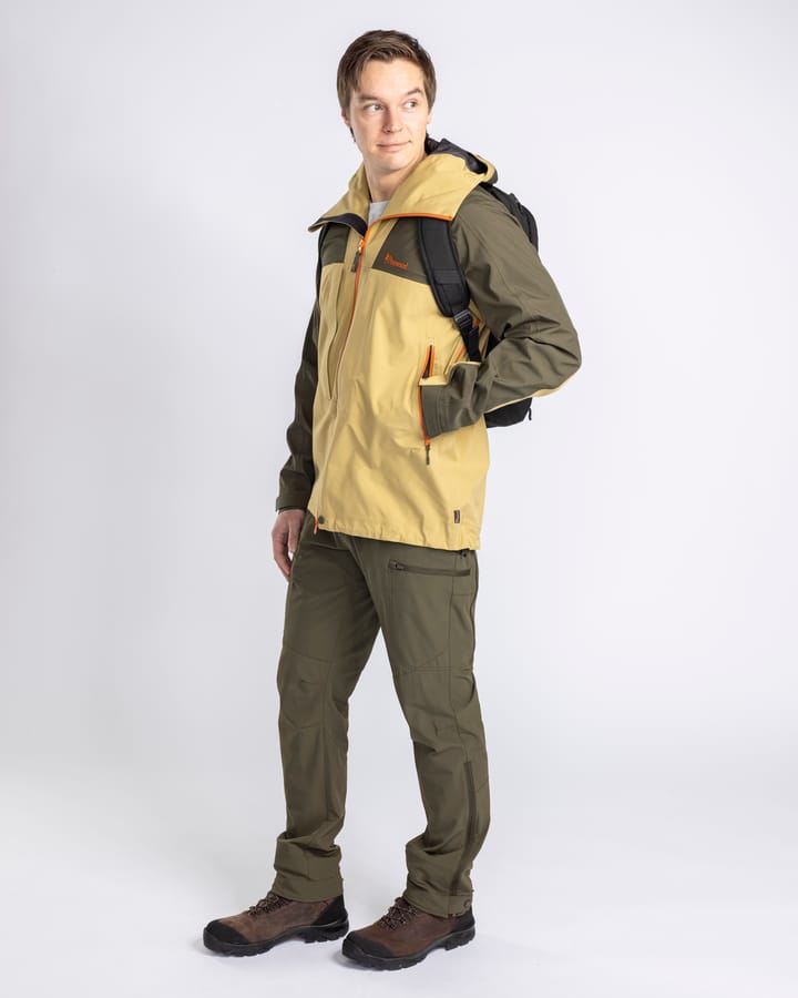 Pinewood Men's Abisko Trekking 3-Layer Jacket Goldenhay/Mossgreen Pinewood