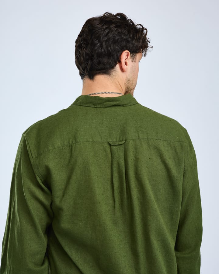 Pinewood Men's Värnamo InsectSafe Hemp Mix L/S Shirt Pine Green Pinewood