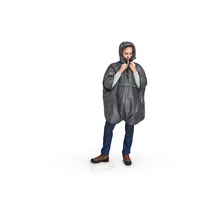 Helsport Pro Fjell Poncho Insulated Dark Shadow / Ruby Red Helsport