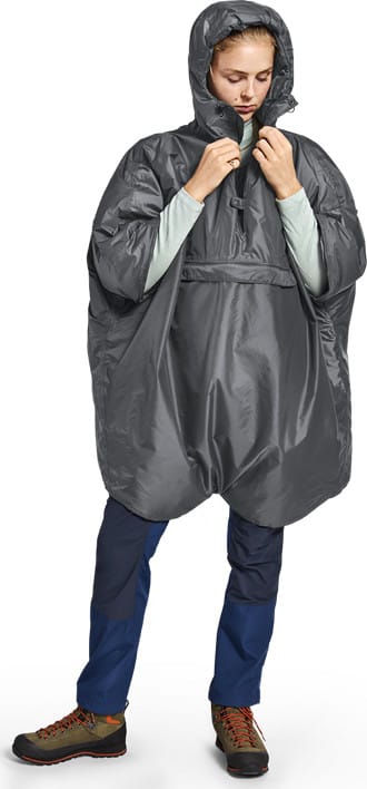 Helsport Pro Fjell Poncho Insulated Dark Shadow / Ruby Red Helsport
