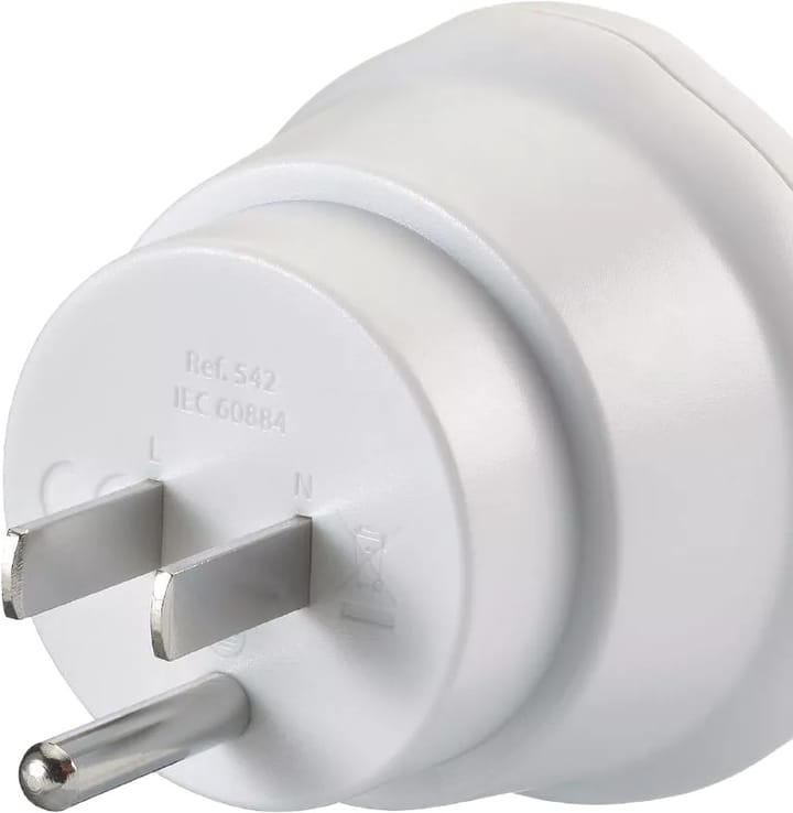Go Travel EU-USA Adaptor White Go Travel Go Travel EU-USA Adaptor White Go Travel
