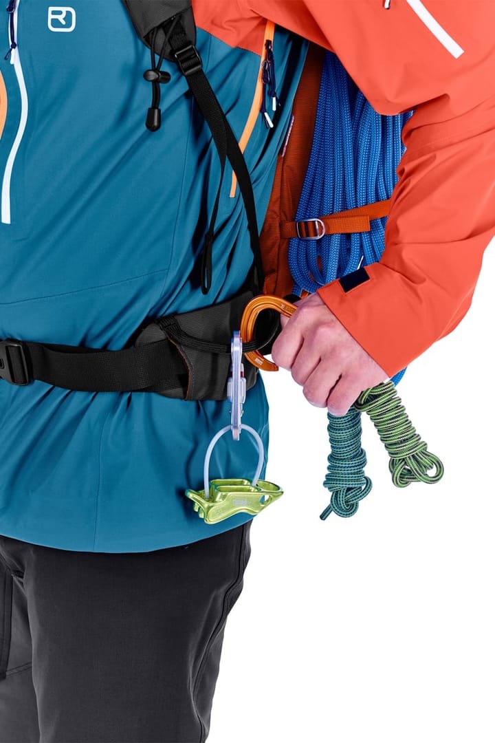 Ortovox Peak Light 32 Black Raven 32 L Ortovox Ortovox Peak Light 32 Black Raven 32 L Ortovox