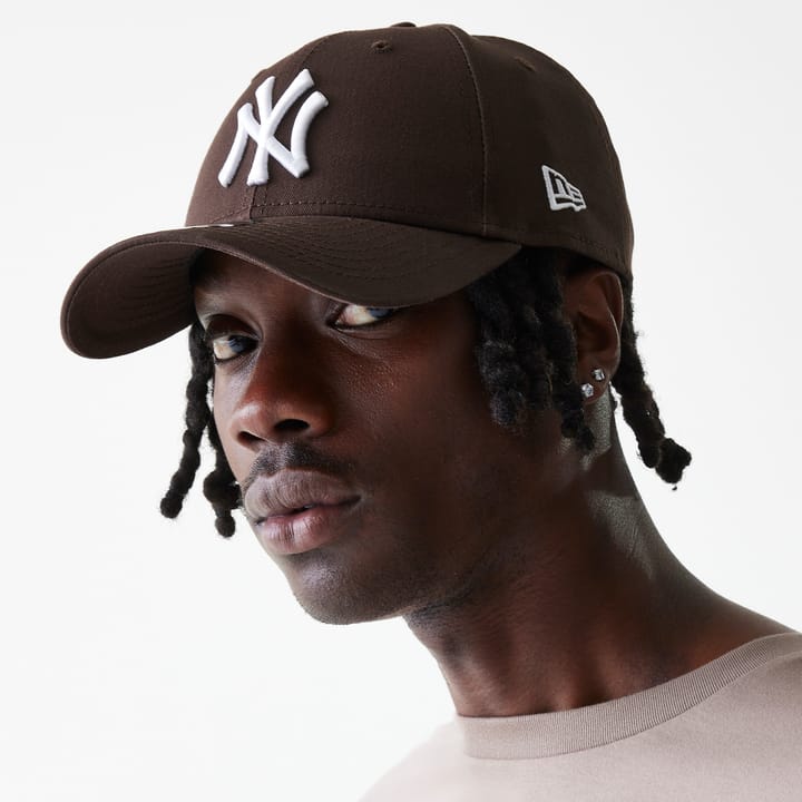 New Era League Essential 9forty Neyya Novblk New Era