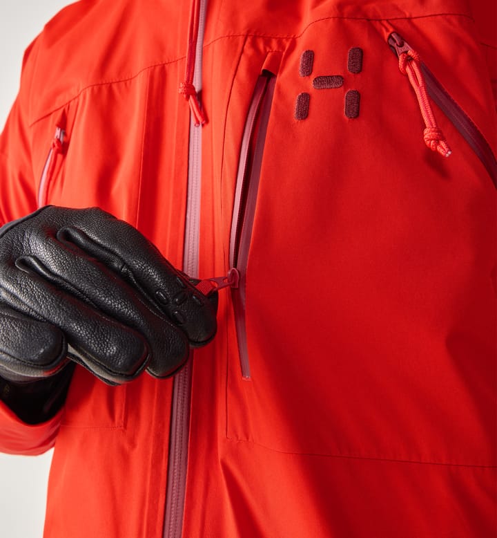 Haglöfs Women's Latnja GORE-TEX Insulated Jacket Tech Red Haglöfs Haglöfs Women's Latnja GORE-TEX Insulated Jacket Tech Red Haglöfs