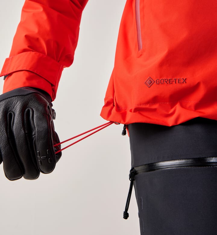 Haglöfs Women's Latnja GORE-TEX Insulated Jacket Tech Red Haglöfs Haglöfs Women's Latnja GORE-TEX Insulated Jacket Tech Red Haglöfs