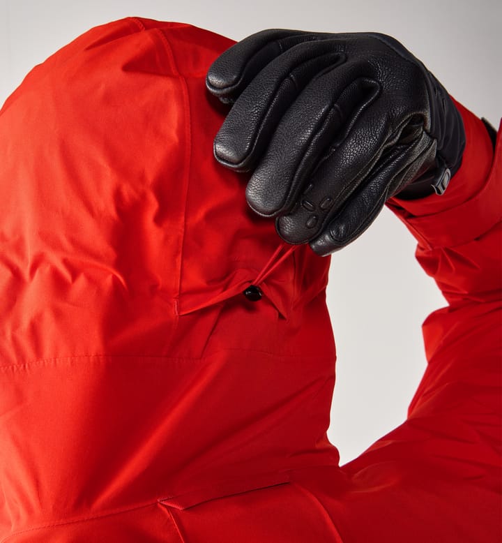 Haglöfs Women's Latnja GORE-TEX Insulated Jacket Tech Red Haglöfs Haglöfs Women's Latnja GORE-TEX Insulated Jacket Tech Red Haglöfs