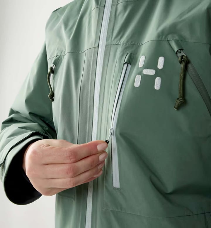 Haglöfs Women's Latnja GORE-TEX Insulated Jacket Chlorophyll Green Haglöfs