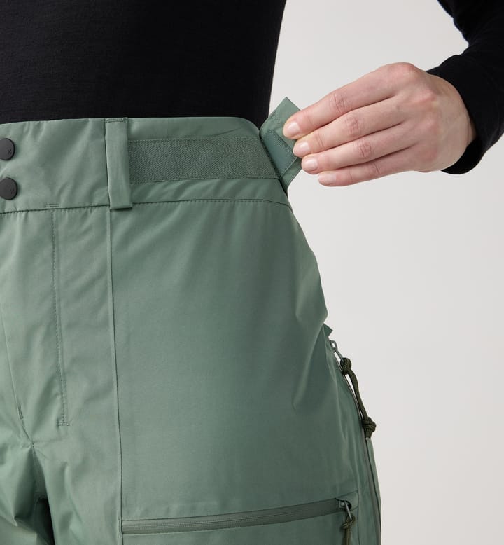 Haglöfs Women's Latnja GORE-TEX Insulated Pant Chlorophyll Green Haglöfs