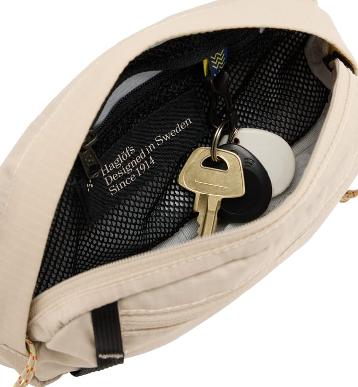 Haglöfs Tight Hip Pack 1 Chalk Beige/true Black Haglöfs