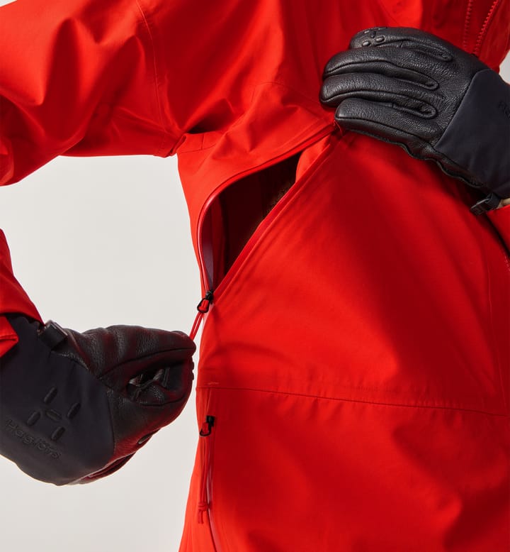 Haglöfs Women's Vassi GORE-TEX II Jacket Tech Red/carmine Red Haglöfs