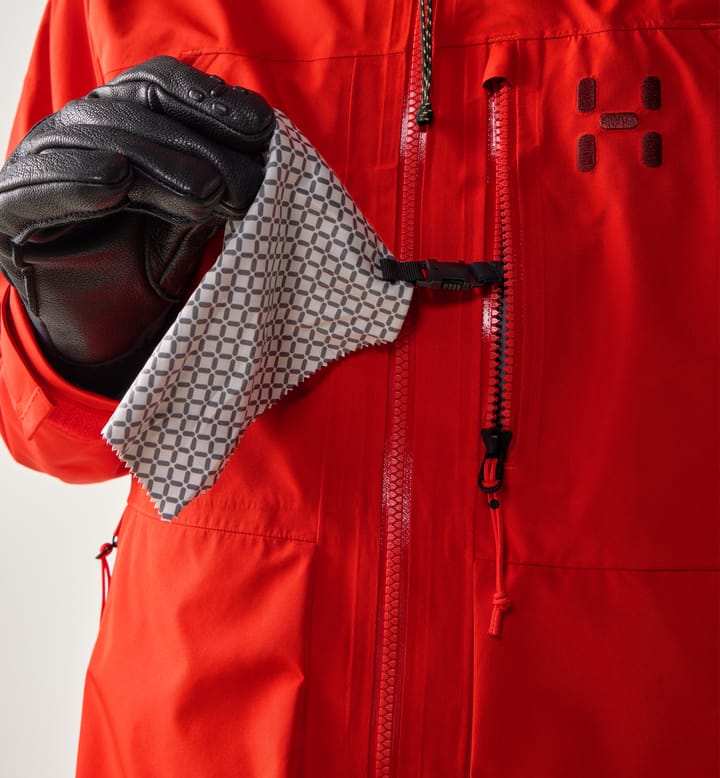Haglöfs Women's Vassi GORE-TEX II Jacket Tech Red/carmine Red Haglöfs