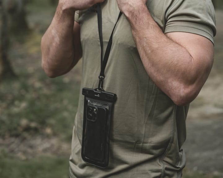 Easy Camp Sandwort Waterproof Smartphone Case Black Easy Camp Easy Camp Sandwort Waterproof Smartphone Case Black Easy Camp