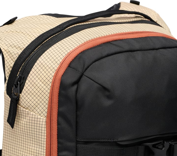 Black Diamond Dawn Patrol 15 Backpack White Oak Black Diamond
