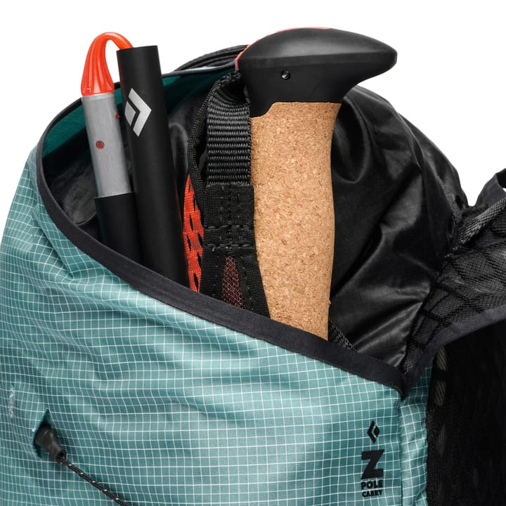 Black Diamond Women's Distance 15 Backpack Glacier Black Diamond