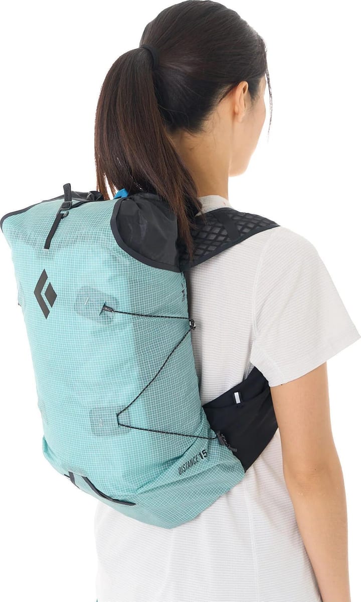Black Diamond Women's Distance 15 Backpack Glacier Black Diamond