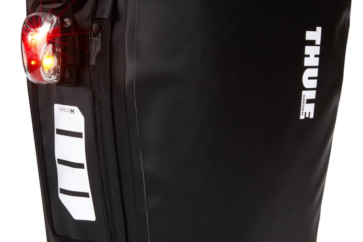 Thule Shield Pannier 17L Black Thule Thule Shield Pannier 17L Black Thule