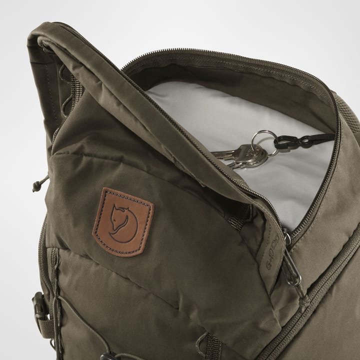 Fjällräven Singi 28 Dark Olive Fjällräven