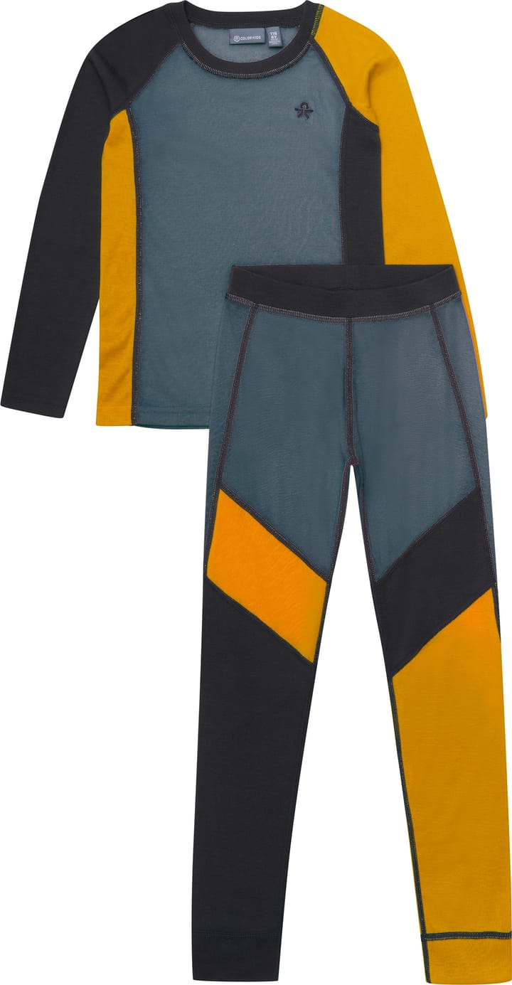 Color Kids Juniors' Ski Underwear Colorblock Stormy Weather Color Kids Color Kids Juniors' Ski Underwear Colorblock Stormy Weather Color Kids