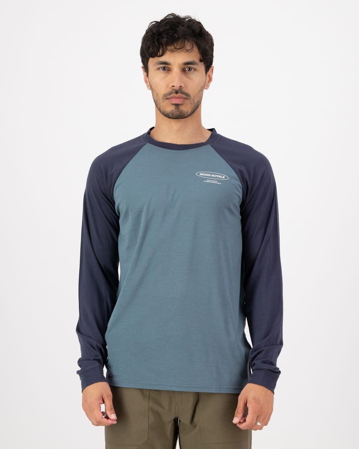 Mons Royale Men's Icon Merino Raglan Long Sleeve Goblin Blue/Midnight Mons Royale Mons Royale Men's Icon Merino Raglan Long Sleeve Goblin Blue/Midnight Mons Royale