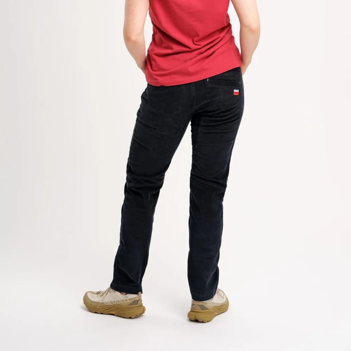 Elevenate Woman's Après Cord Pants Dark Ink Elevenate