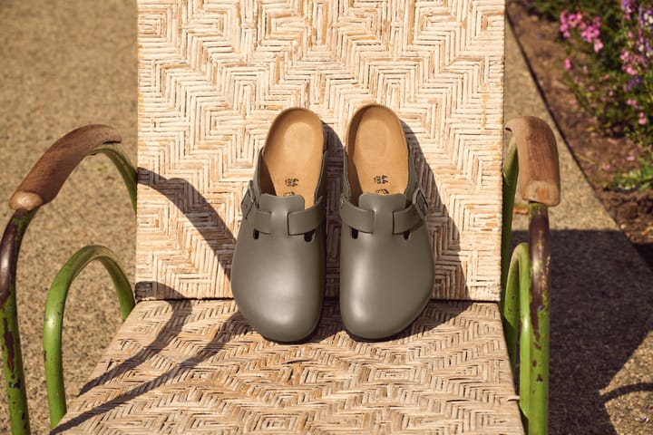 Birkenstock Boston Natural Leather Narrow Smooth Leather Concrete Gray Birkenstock