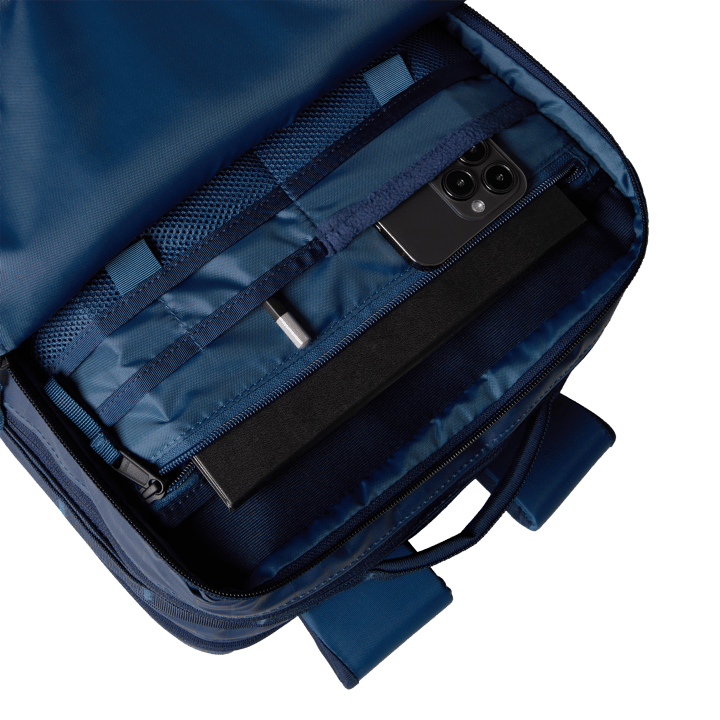 The North Face Base Camp Voyager Daypack Shady Blue/Summit Navy The North Face