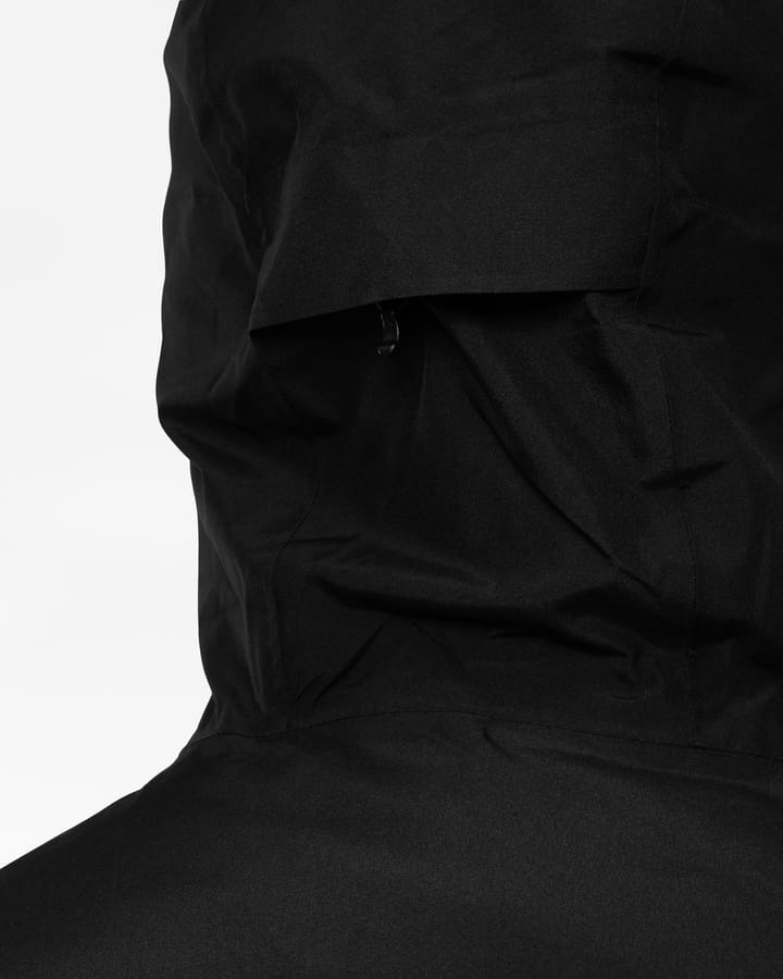 Sweet Protection Men's Crusader GORE-TEX Infinium Jacket Black Sweet Protection Sweet Protection Men's Crusader GORE-TEX Infinium Jacket Black Sweet Protection