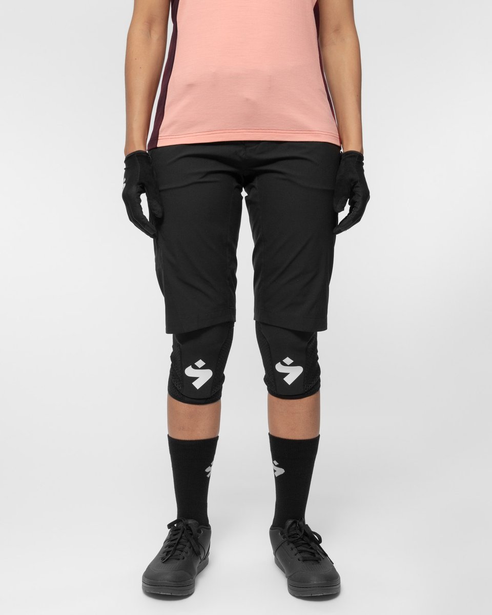 Women's Hunter Slashed Shorts