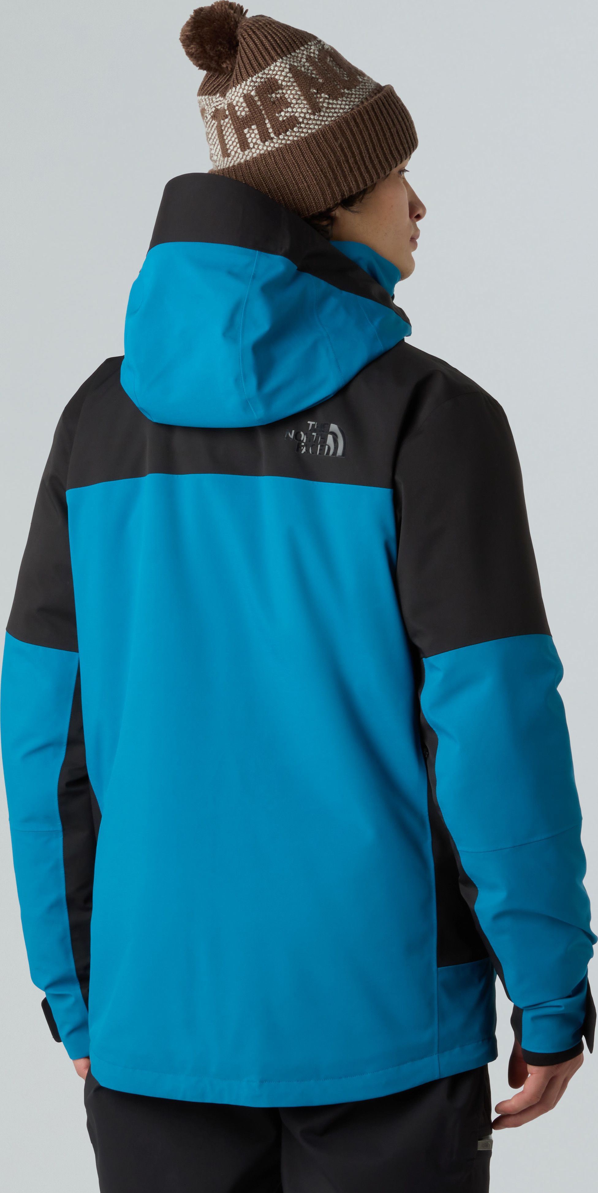 The North Face Men's Chakal Jacket Dusk Blue/TNF Black | Buy The