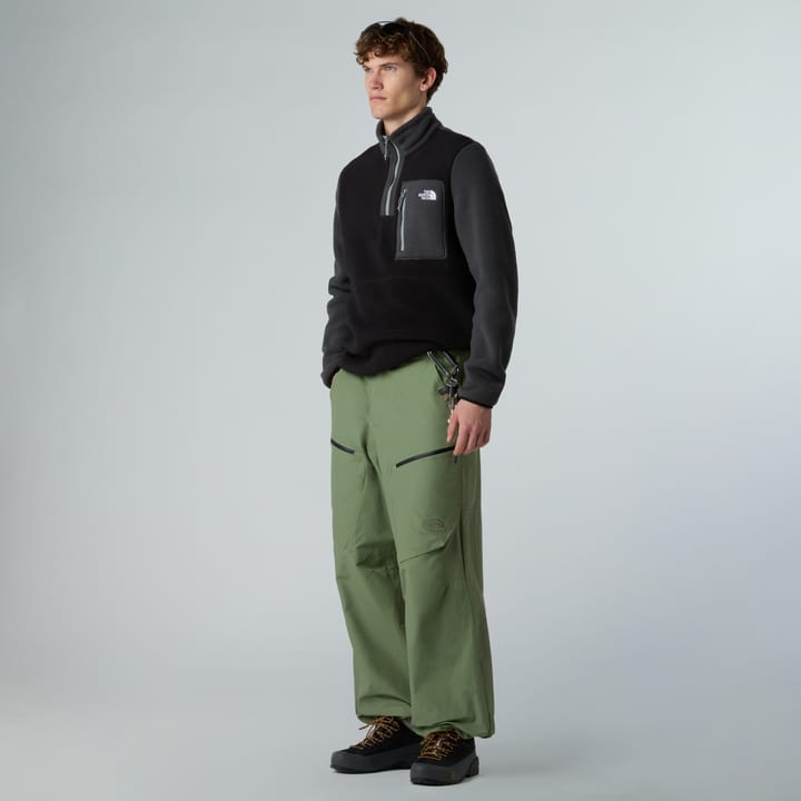 The North Face Men's Yumiori 1/4 Zip Fleece Jacket TNF Black/Asphalt Grey/Monument Grey The North Face