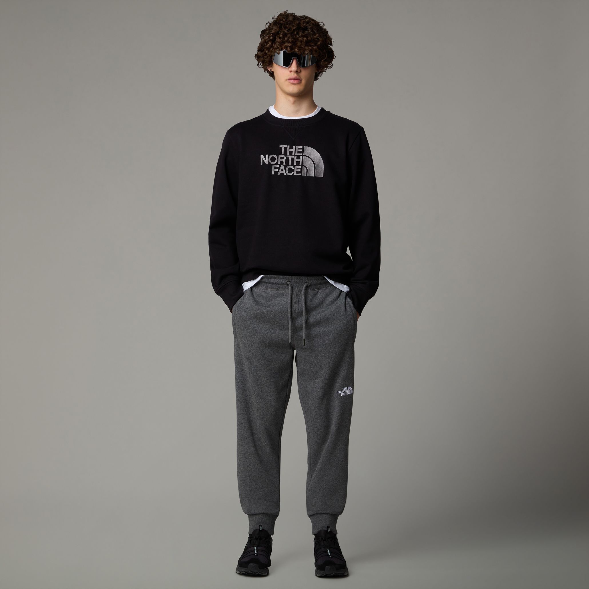 The North Face Men's Drew Peak Sweatshirt TNF Black | Buy