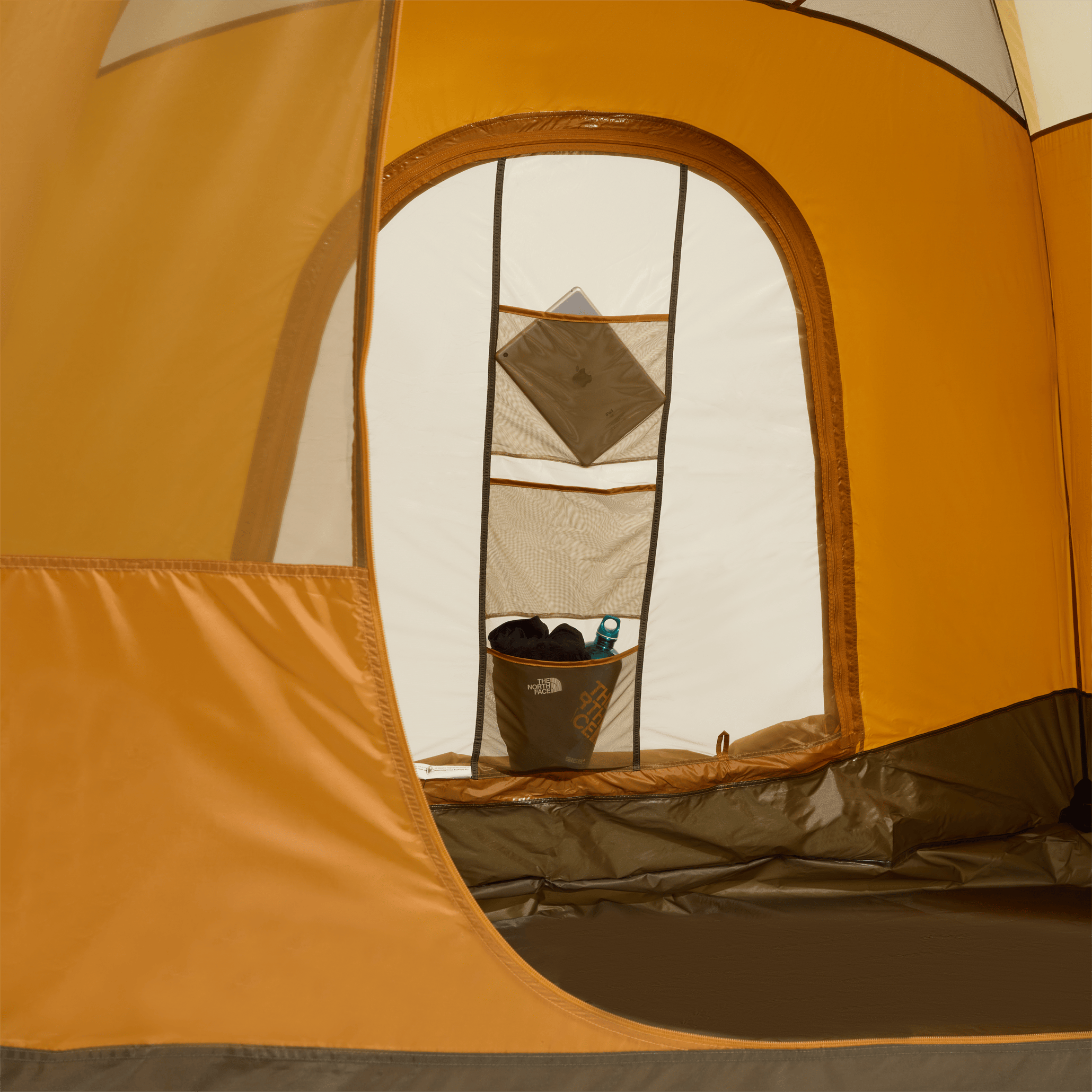 The North Face Wawona 4-Person Light Exuberance Orange