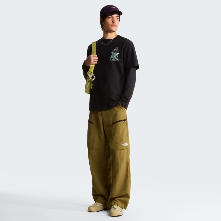 The North Face Men's Mountain Play Relaxed Graphic T-Shirt TNF Black The North Face