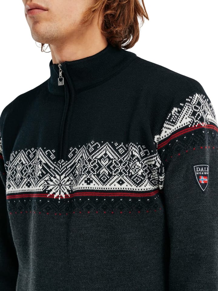 Dale of Norway Moritz Masc Sweater Dark Charcoal/Raspberry Black/Off White Dale of Norway Dale of Norway Moritz Masc Sweater Dark Charcoal/Raspberry Black/Off White Dale of Norway