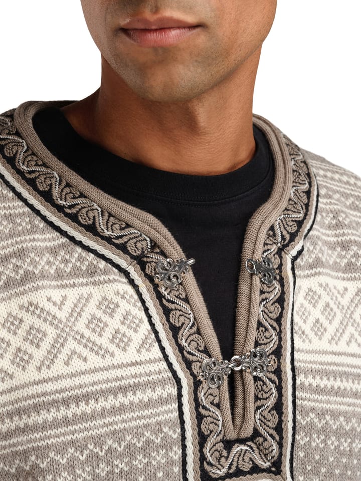 Dale of Norway Unisex Setesdal Sweater Norweigan Wool Vanilla Sugar/Natural White Dale of Norway Dale of Norway Unisex Setesdal Sweater Norweigan Wool Vanilla Sugar/Natural White Dale of Norway