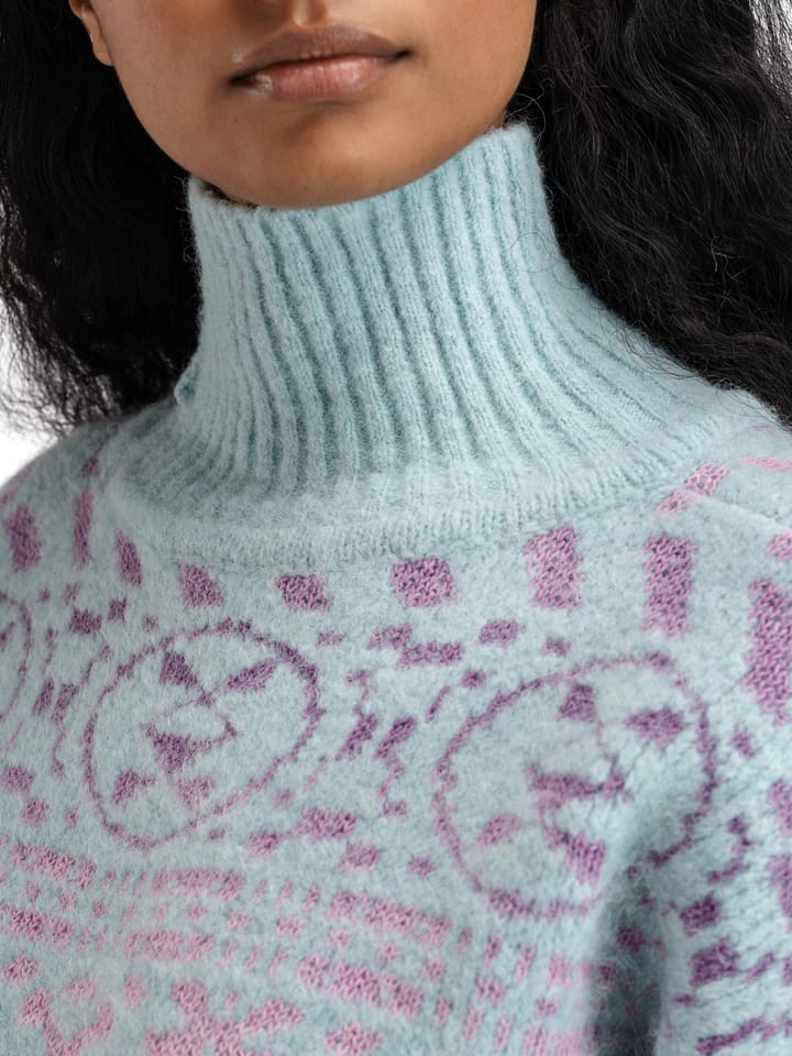 Dale of Norway Highland Feminine Sweater Sea Blue Pink Ombre Dale of Norway Dale of Norway Highland Feminine Sweater Sea Blue Pink Ombre Dale of Norway