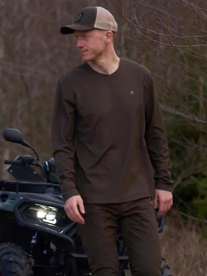 Chevalier Men's Stalker Technical Longsleeve T-Shirt Fallow Brown Chevalier