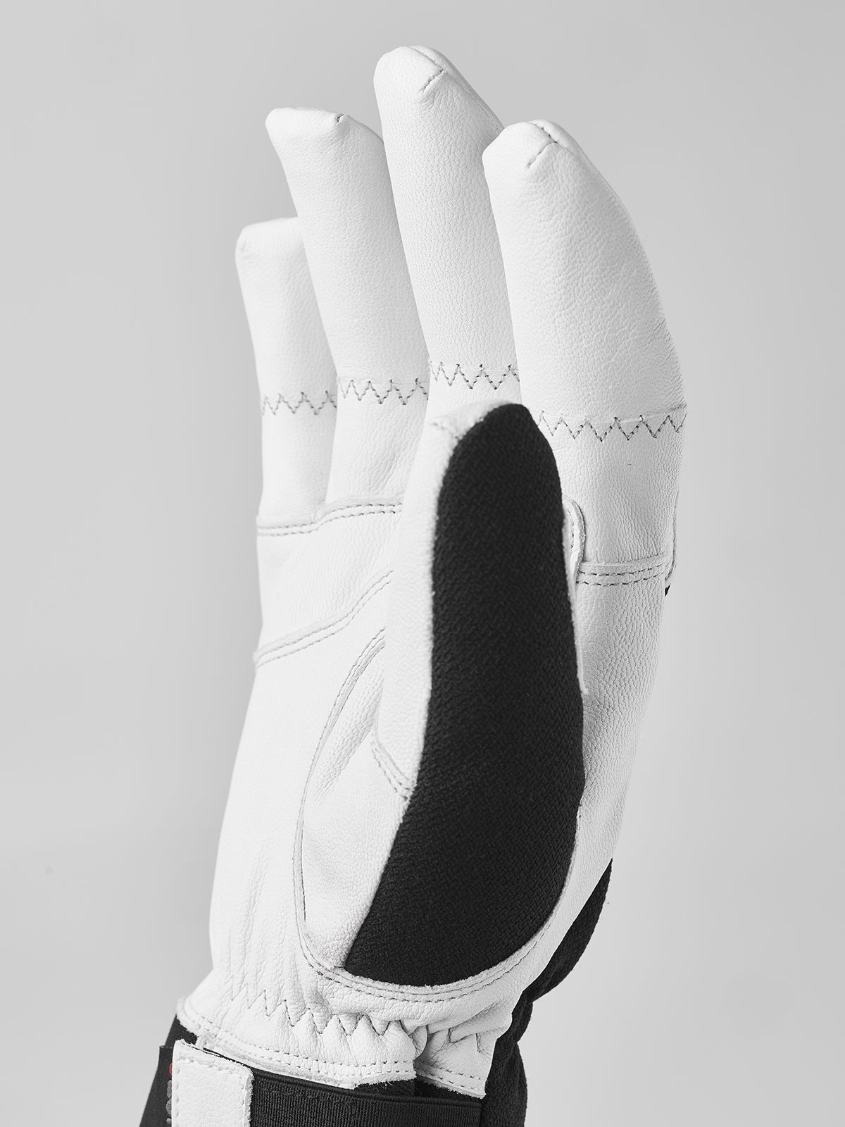 Hestra Couloir 5 Finger Black/Off White