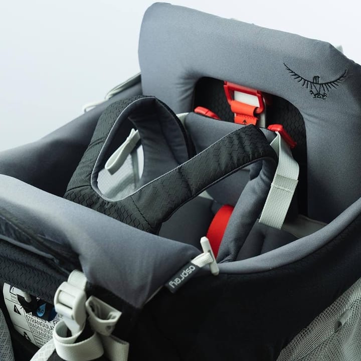 Osprey Poco Plus Child Carrier Starry Black Osprey Osprey Poco Plus Child Carrier Starry Black Osprey