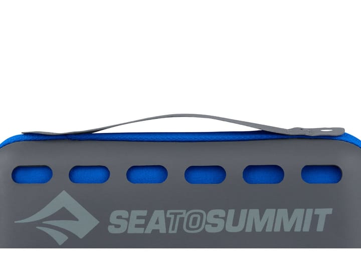 Sea To Summit Pocket Towel Cobalt Blue L Sea to Summit Sea To Summit Pocket Towel Cobalt Blue L Sea to Summit