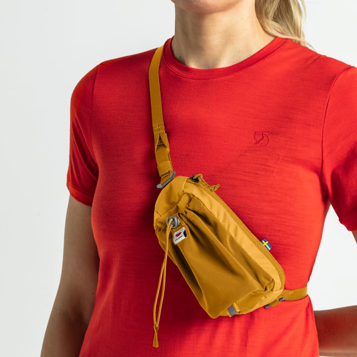 Fjällräven Abisko Bottle Pocket Black Fjällräven Fjällräven Abisko Bottle Pocket Black Fjällräven
