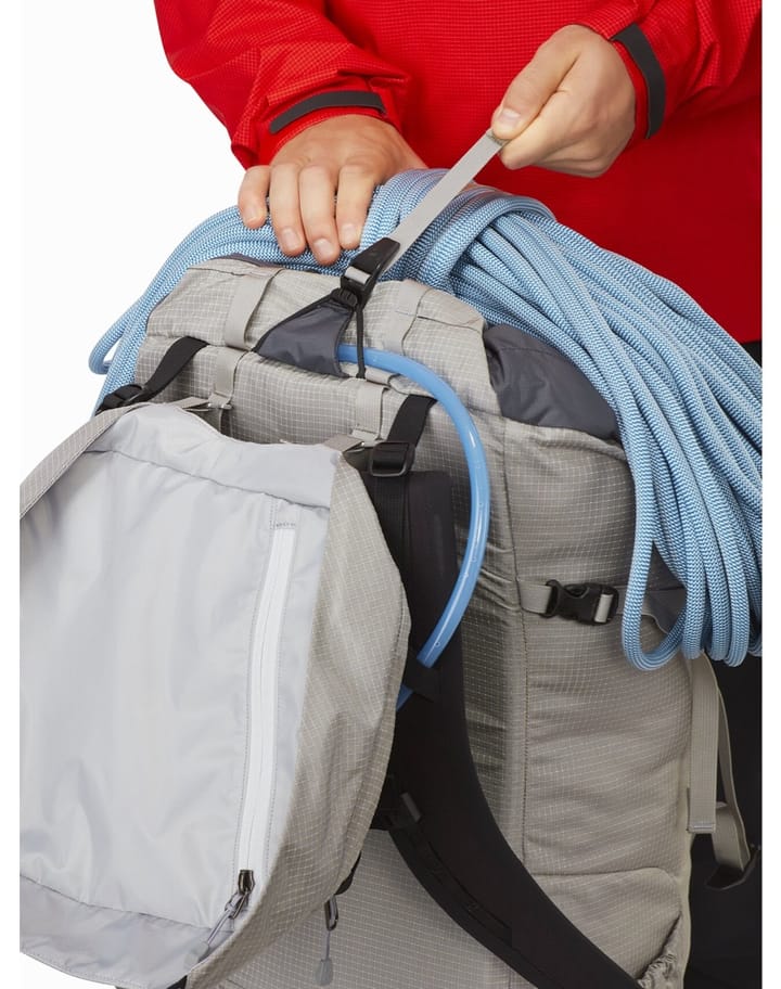 Arc'teryx Alpha AR 55 Backpack Dynasty Arc'teryx Arc'teryx Alpha AR 55 Backpack Dynasty Arc'teryx