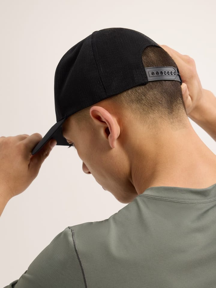 Arc'teryx Unisex Bird Word Trucker Curved Black/Graphite Arc'teryx Arc'teryx Unisex Bird Word Trucker Curved Black/Graphite Arc'teryx