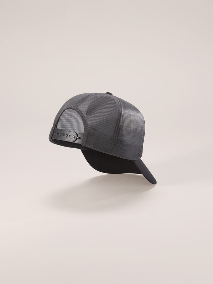 Arc'teryx Unisex Bird Word Trucker Curved Black/Graphite Arc'teryx Arc'teryx Unisex Bird Word Trucker Curved Black/Graphite Arc'teryx