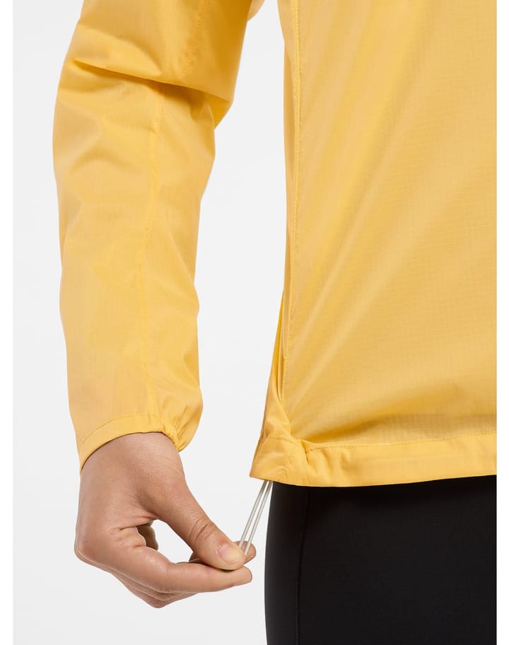 Arc'teryx Women's Squamish Hoody Sunstone Arc'teryx Arc'teryx Women's Squamish Hoody Sunstone Arc'teryx