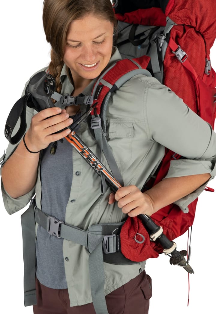 Osprey Ariel Plus 60 Black Osprey Osprey Ariel Plus 60 Black Osprey